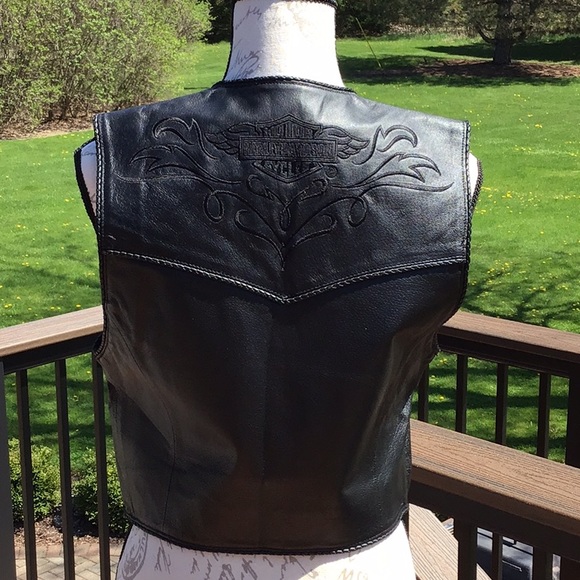 NWOT’s! Women’s Black Harley Davidson Vest Sz MW - Picture 3 of 8